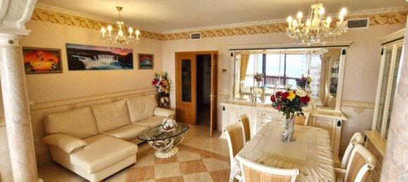 Квартира с 4 спальнями в Бенидорм, Испания № 188229 3