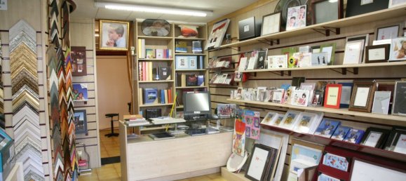 90m² Commercial property in Chartered Community of Navarre, Spain No. 68709 18