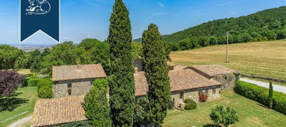 9 bedrooms Commercial property in Sarteano, Italy No. 230218 15