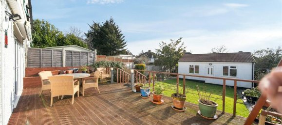 4 bedrooms House in Wembley, United Kingdom No. 12174 19