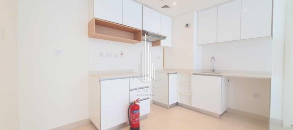 2 bedrooms Apartment in Al Reem Island, UAE No. 25776 8