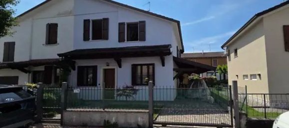 7 bedrooms House in Brescia, Italy No. 365333 10