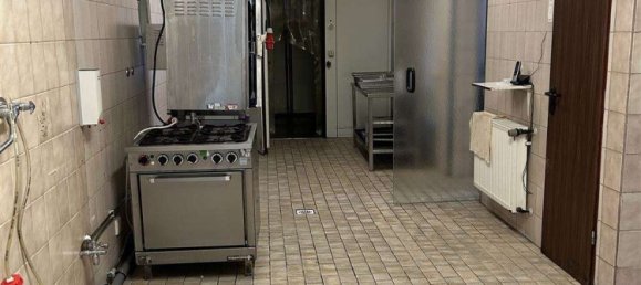 861m² Commercial property in Nienburg, Germany No. 365022 19