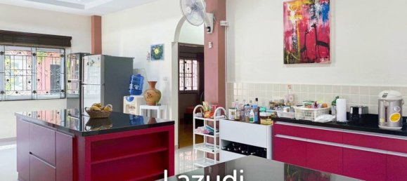 8 bedrooms Villa in Hua Hin, Thailand No. 17984 10