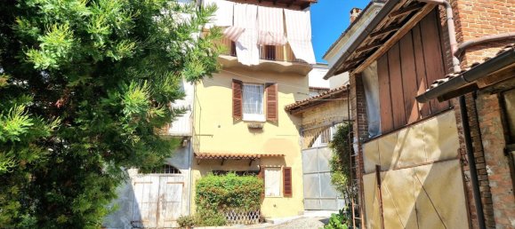 4 rooms House in Viarigi, Italy No. 292347 27