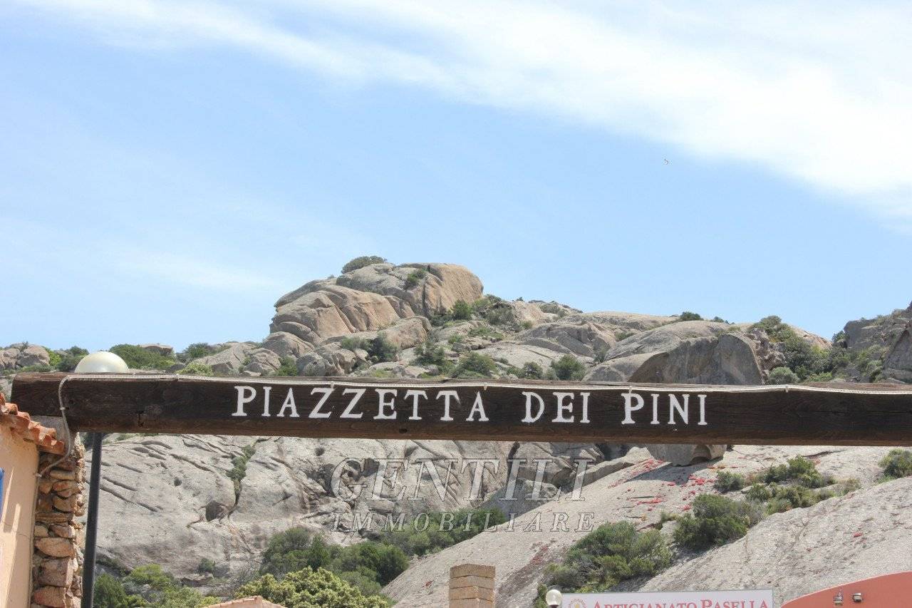  Parking in Arzachena, Italy No. 174875