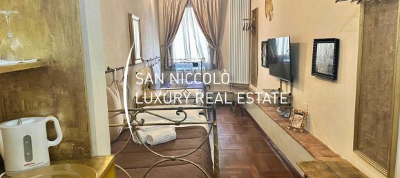 5 rooms Apartment in Florence, Italy No. 195553 6