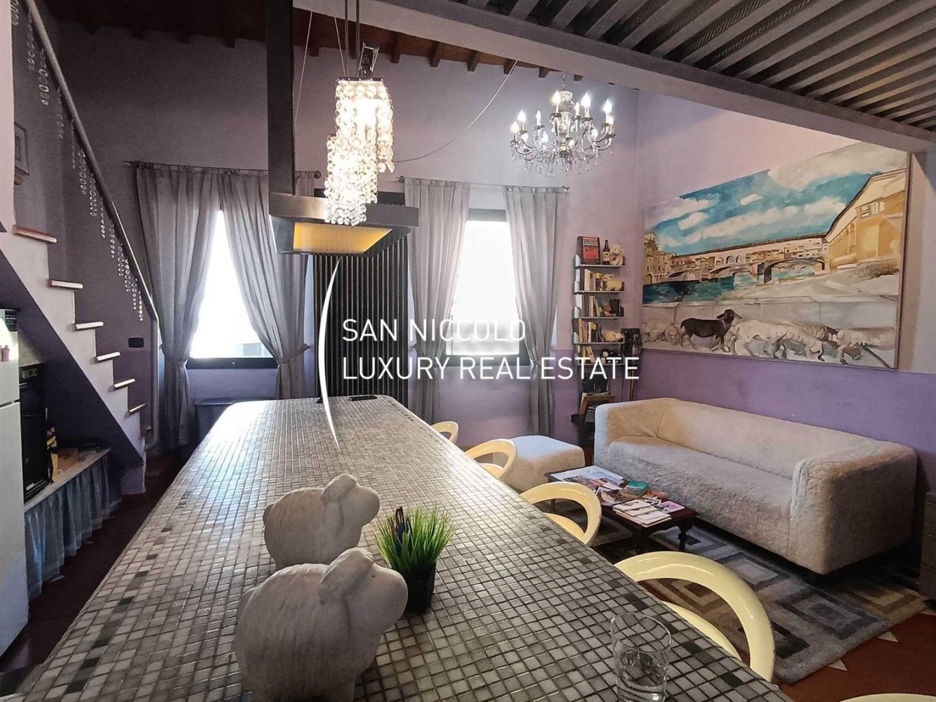 5 rooms Apartment in Florence, Italy No. 195553