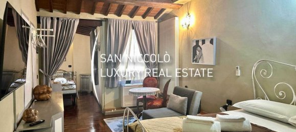 5 rooms Apartment in Florence, Italy No. 195553 8