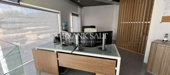 Escritório em Msida, Malta 110 m² N.º 13018 2