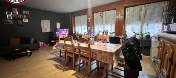 5 bedrooms Building in Crespin, France No. 81910 7