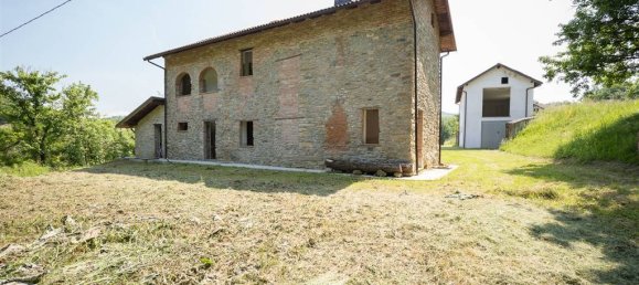 3 bedrooms House in Morbello, Italy No. 279724 5