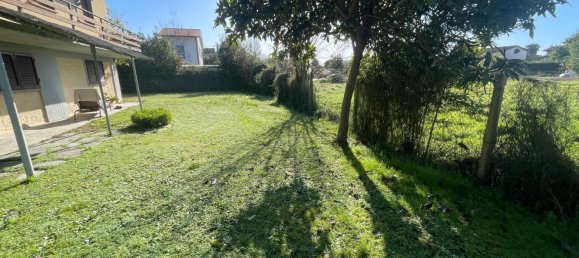 3 rooms Villa in Forte dei Marmi, Italy No. 90957 5