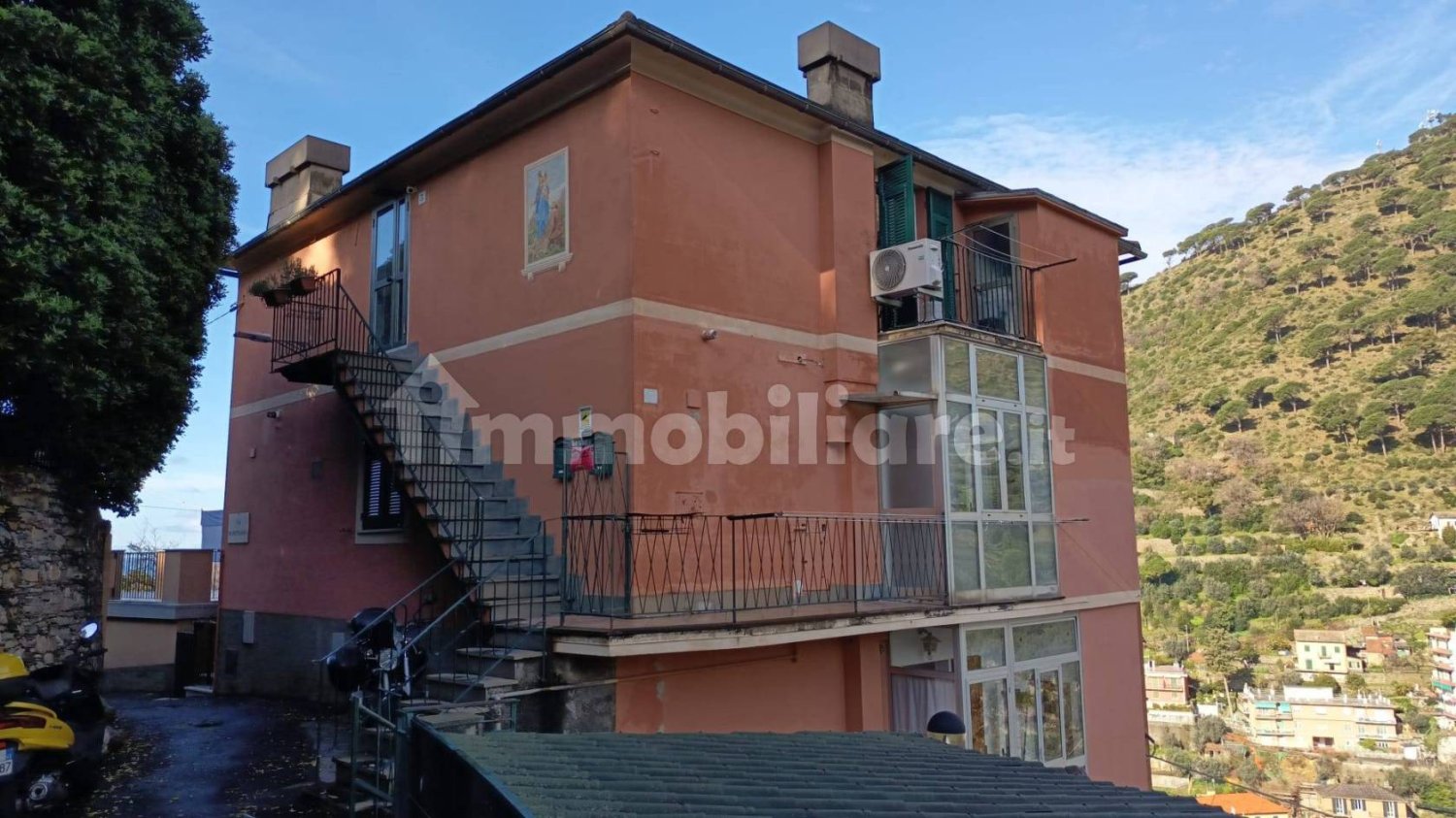 3 bedrooms Apartment in Genoa, Italy No. 60984