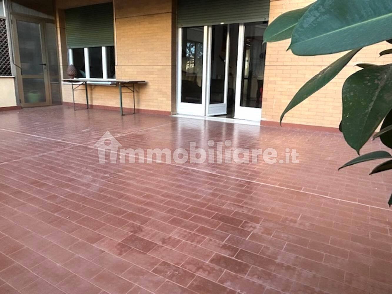 3 Schlafzimmer Wohnung in Livorno, Italy, Nr. 272983