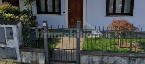 3 bedrooms Villa in Brescia, Italy No. 346979 4