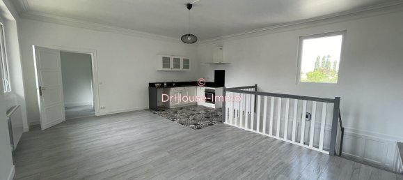 Dúplex de 2 dormitorios en Vert-Saint-Denis, France No. 162457 5
