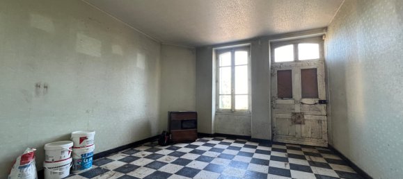 3-Zimmer Gebäude in Le Chatelet, France, Nr. 245897 3
