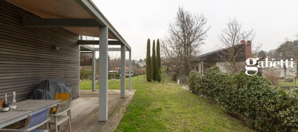 Вилла с 4 комнатами в Мерате, Италия № 41637 15