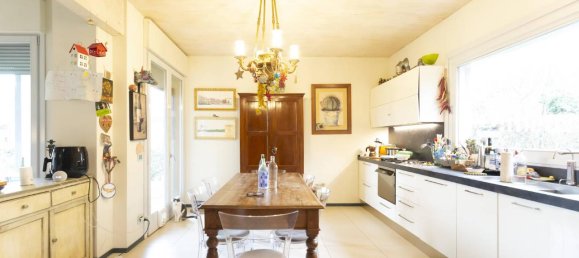 Вилла с 4 комнатами в Мерате, Италия № 41637 28