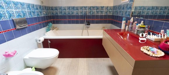 Вилла с 4 комнатами в Мерате, Италия № 41637 43