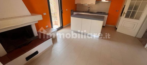 3 Schlafzimmer Wohnung in Modena, Italy, Nr. 348847 3