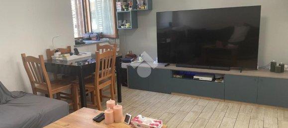 Apartamento de 2 dormitorios en Cardano al Campo, Italy No. 329609 5