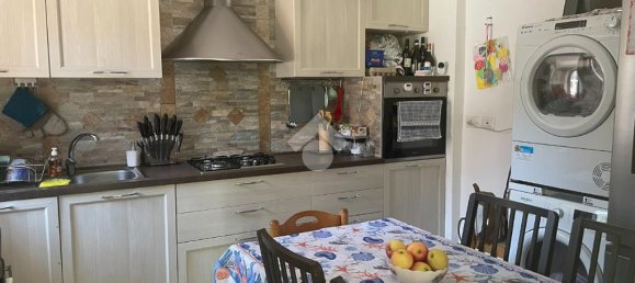 Apartamento de 2 dormitorios en Cardano al Campo, Italy No. 329609 2