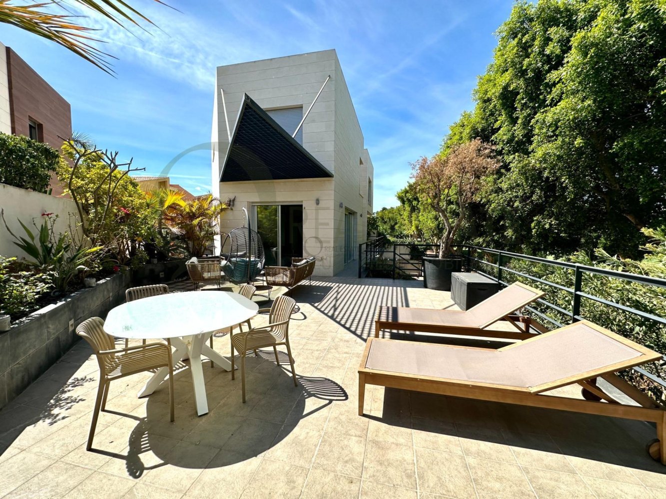 5 bedrooms House in Alicante, Spain No. 93585