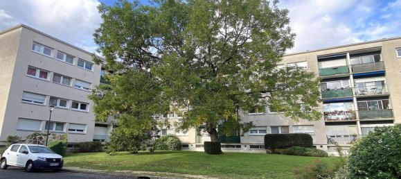 2 bedrooms Apartment in Saint-Jean-de-la-Ruelle, France No. 161146 7