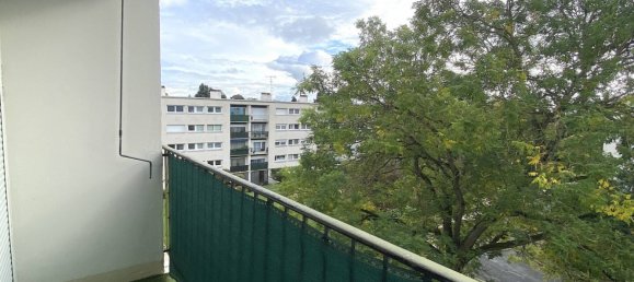 2 bedrooms Apartment in Saint-Jean-de-la-Ruelle, France No. 161146 6