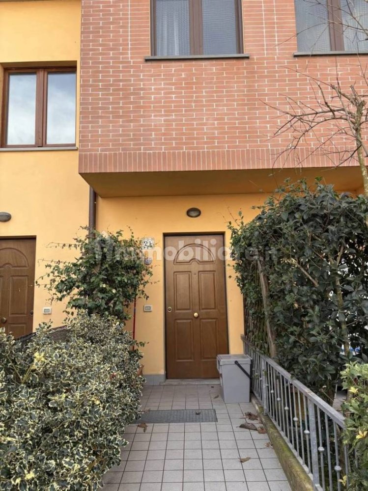 5 bedrooms Apartment in Città di Castello, Italy No. 87881