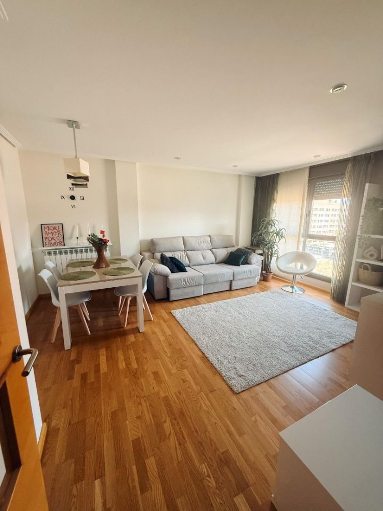 3 Schlafzimmer Wohnung in Logrono, Spain, Nr. 199980