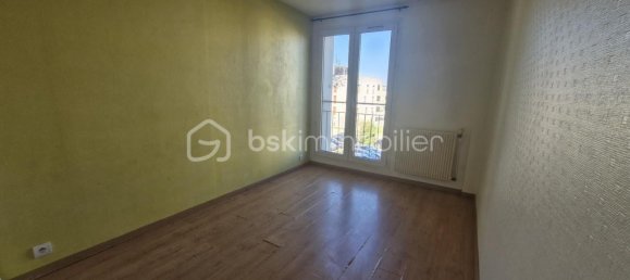 Apartamento de 3 dormitorios en Quetigny, France No. 59617 4