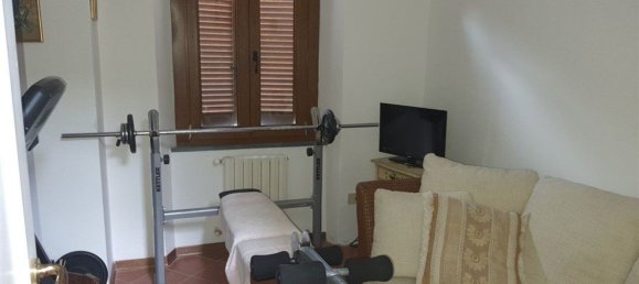 5 bedrooms Villa in Montignoso, Italy No. 316748 12