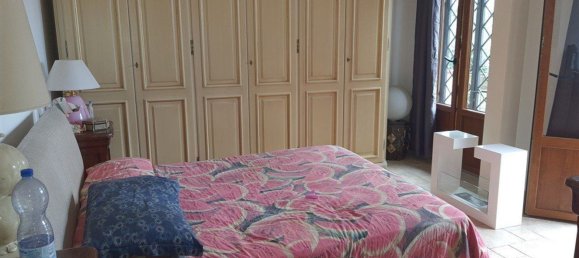 5 bedrooms Villa in Montignoso, Italy No. 316748 15