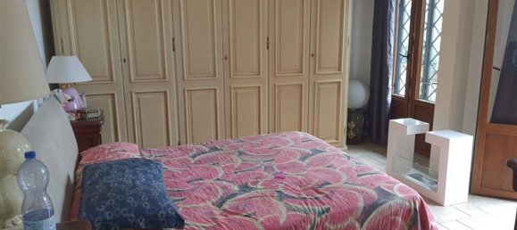 5 bedrooms Villa in Montignoso, Italy No. 316748 16