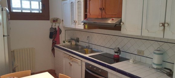 5 bedrooms Villa in Montignoso, Italy No. 316748 5