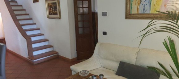 5 bedrooms Villa in Montignoso, Italy No. 316748 8