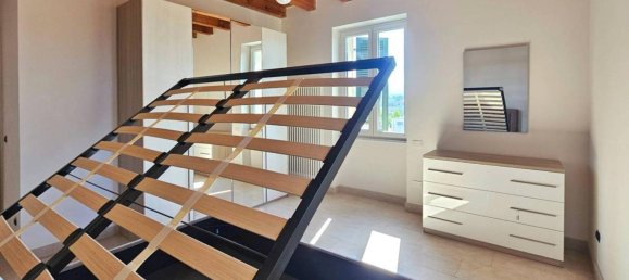 Apartamento de 4 habitaciónes en Sarzana, Italy No. 17237 15