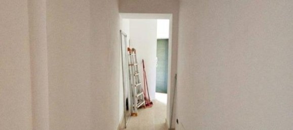 Apartamento de 4 habitaciónes en Sarzana, Italy No. 17237 13