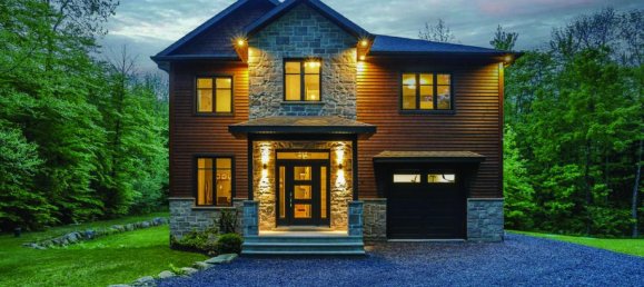 4 bedrooms House in Eastman, Canada No. 436 2