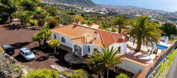 3 bedrooms House in Candelaria, Spain No. 184157 3