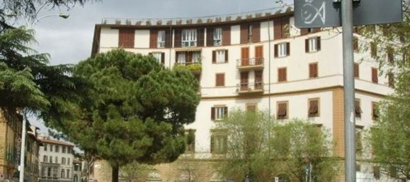 5 rooms Duplex in Florence, Italy No. 181997 10