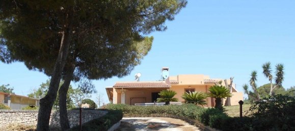 Villa de 5 dormitorios en Ragusa, Italy No. 360792 3