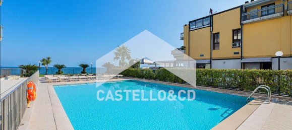 20 rooms Hotel in Desenzano del Garda, Italy No. 7007 10