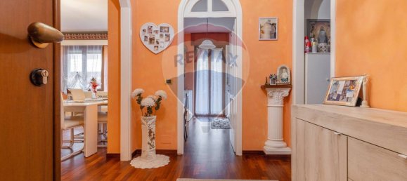 2 bedrooms Apartment in Gallarate, Italy No. 56747 3