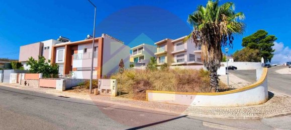 320m² Land in Lagoa, Portugal No. 66848 2