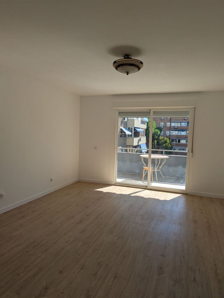 3 bedrooms Apartment in Torrejon de Ardoz, Spain No. 232990