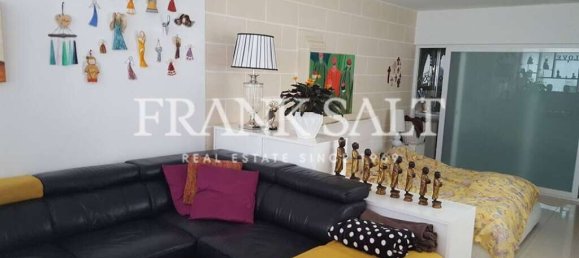 4 bedrooms House in Zurrieq, Malta No. 3376 17